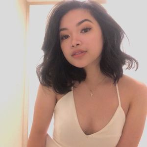 Meet your Posher, Alyssa anne